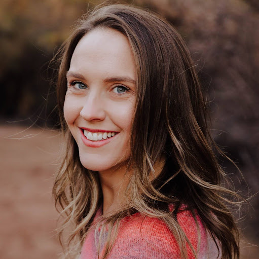 Julia Gilmour Photo 11