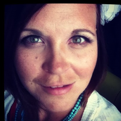 Angela Livingston Photo 16