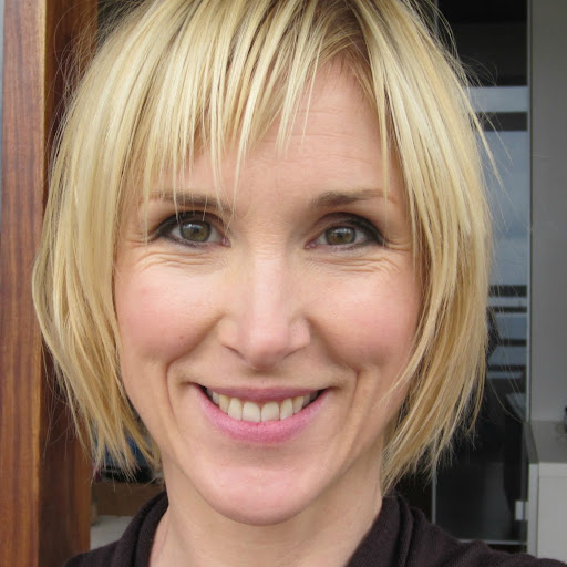 Stephanie Carr Photo 35