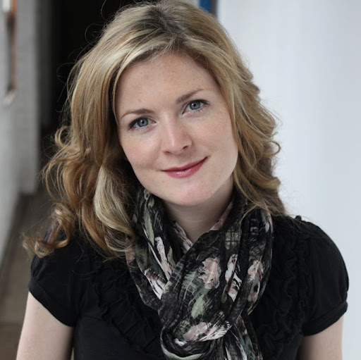 Sara Walton Photo 14