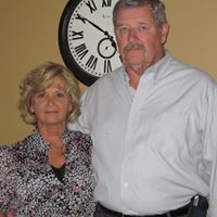 Connie Lindsey Photo 32