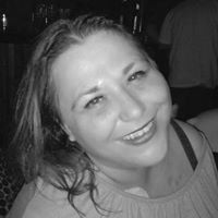 Sandra Kehl Photo 9