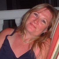 Michelle Willoughby Photo 13