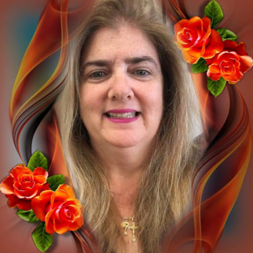 Lilian Rivera Photo 37