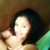 Angela Torres Photo 19