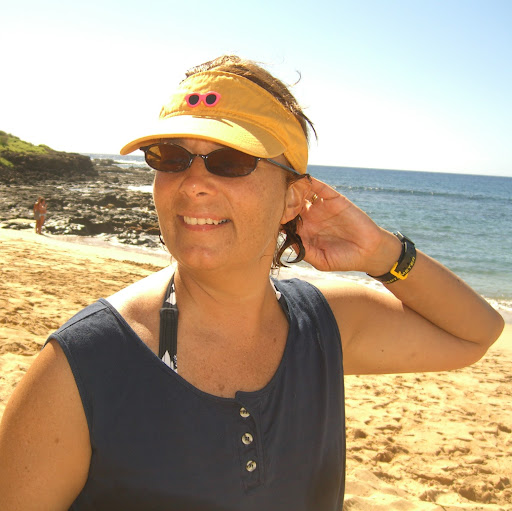 Laura Wells Photo 33