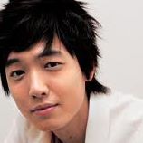 Jung Ho Photo 14