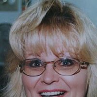 Sandy Bateman Photo 30