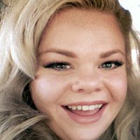 Stephanie Christopherson Photo 13