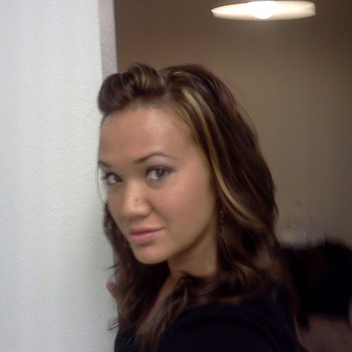 Julia Douglas Photo 48