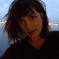 Julia Simon Photo 17