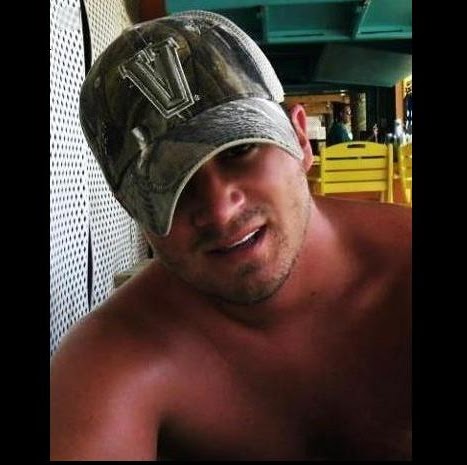 Matthew Ryan Photo 43