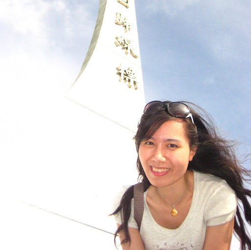 Kathryn Chen Photo 17