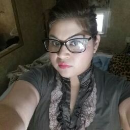 Stephanie Perdue Photo 19