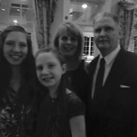 Suzanne Burns Photo 29