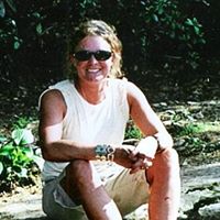 Christine Cahill Photo 26