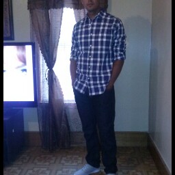 Robin Vasquez Photo 8