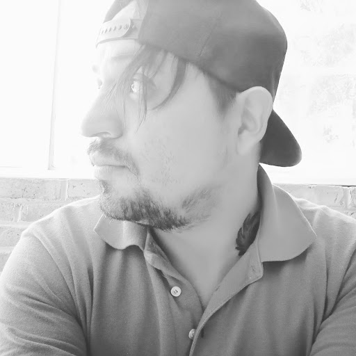 Antonio Quiroz Photo 24