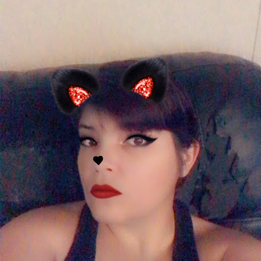 Danielle Ingram Photo 14