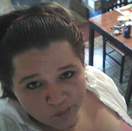 Amanda Pratt Photo 23