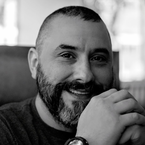 Daniel Salinas Photo 41