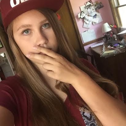 Emily Galloway Photo 19