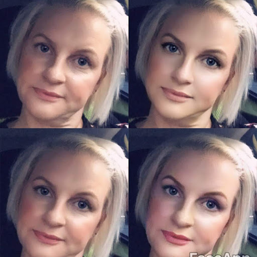 Rebecca Ashton Photo 19