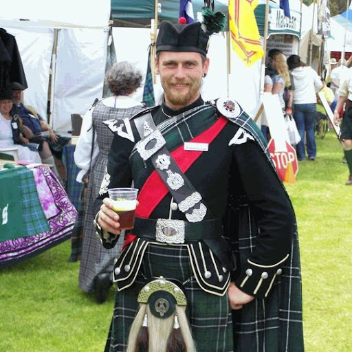 Robert Maclean Photo 35