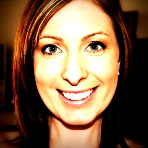 Rebecca Marshall Photo 16
