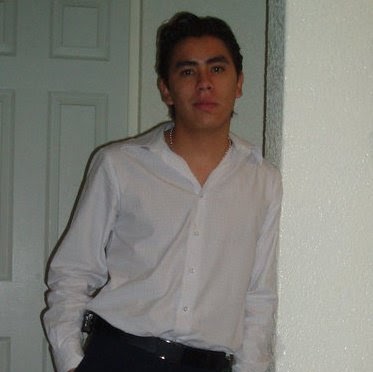 Manuel Ortiz Photo 10