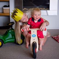 Rachel Irwin Photo 26