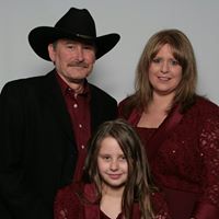 Darlene Wells Photo 14