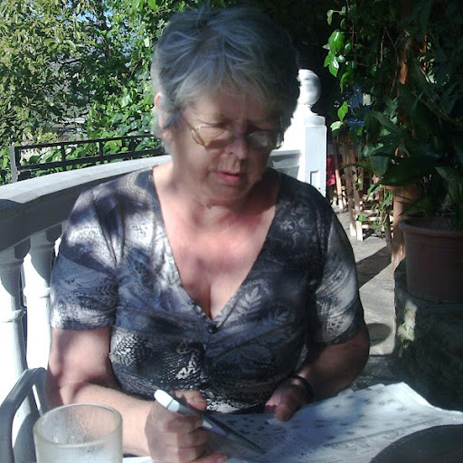 Gillian Robinson Photo 28