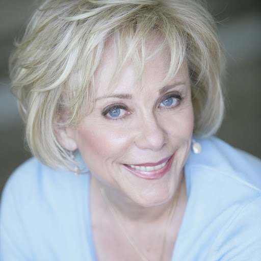 Linda Clements Photo 14