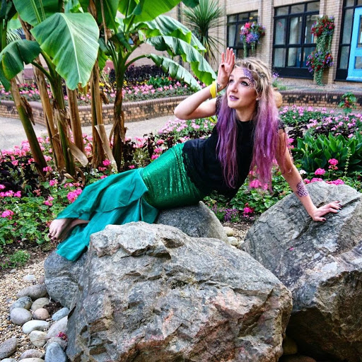 Rebecca Kirkland Photo 37