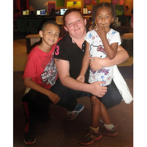 Victoria Cunningham Photo 32