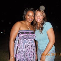 Angela Barton Photo 21