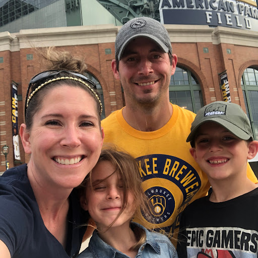 Sarah Wallace Photo 4