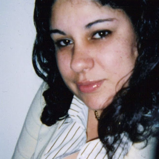 Mindy Carrasquillo Photo 3