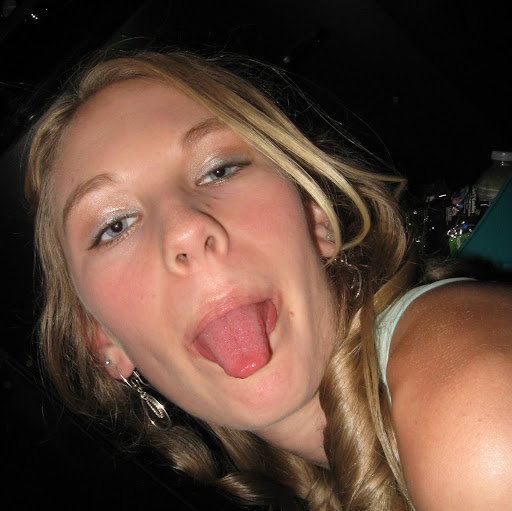 Anna Mullin Photo 13