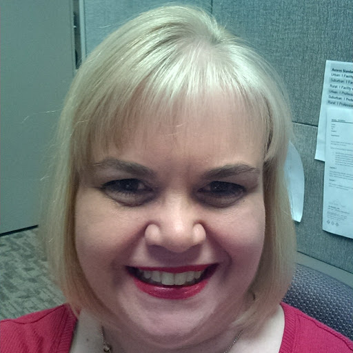 Christina Webb Photo 16