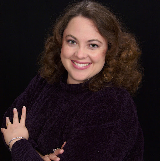 Erica Sims Photo 17
