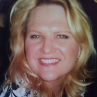 Laura Gruber Photo 43