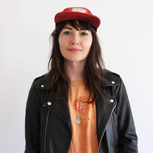 Sarah King Photo 28