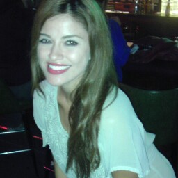 Julie Cortez Photo 32