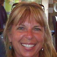 Donna Howard Photo 31