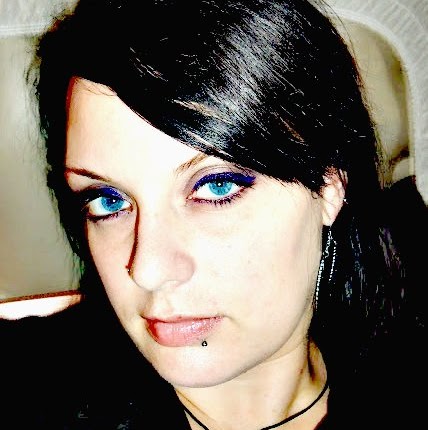 Sarah Newton Photo 39