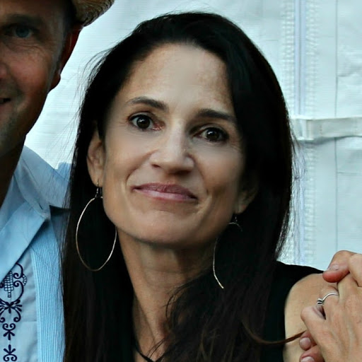 Kirsten Neff Photo 8