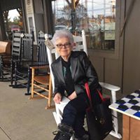 Helen Mitchell Photo 7