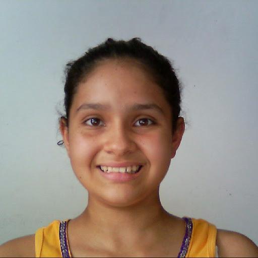 Dana Rodriguez Photo 32